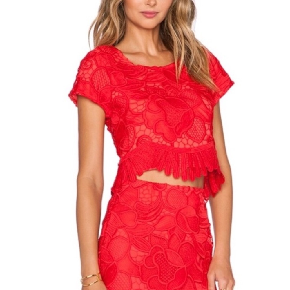 NWT Lovers and Friends coral red crop top
